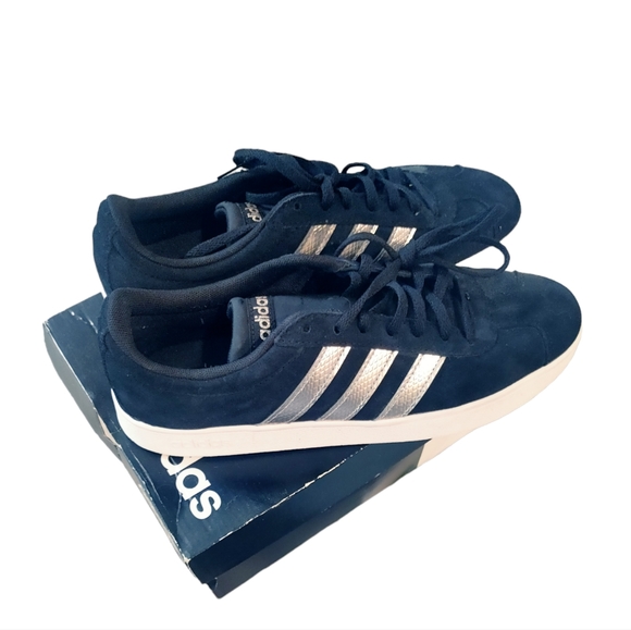 🎉(WMNS) Adidas VL Court 2.0 Black Platinum Metallic Sneakers🌺 - Picture 2 of 12